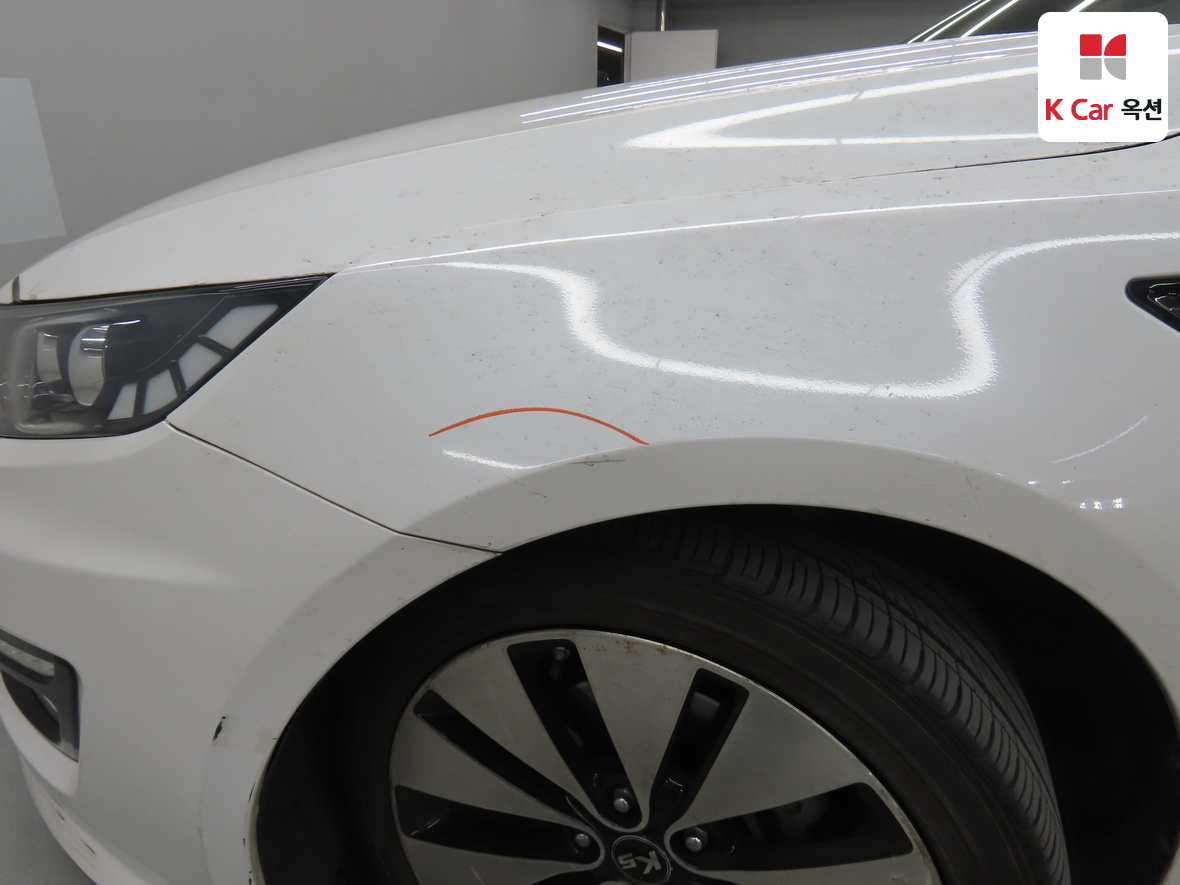 Kia K5 2011 - Image 39