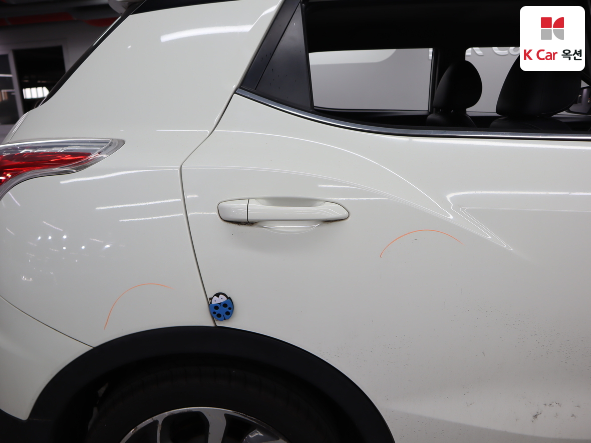 KG Mobility Tivoli 2016 - Image 40