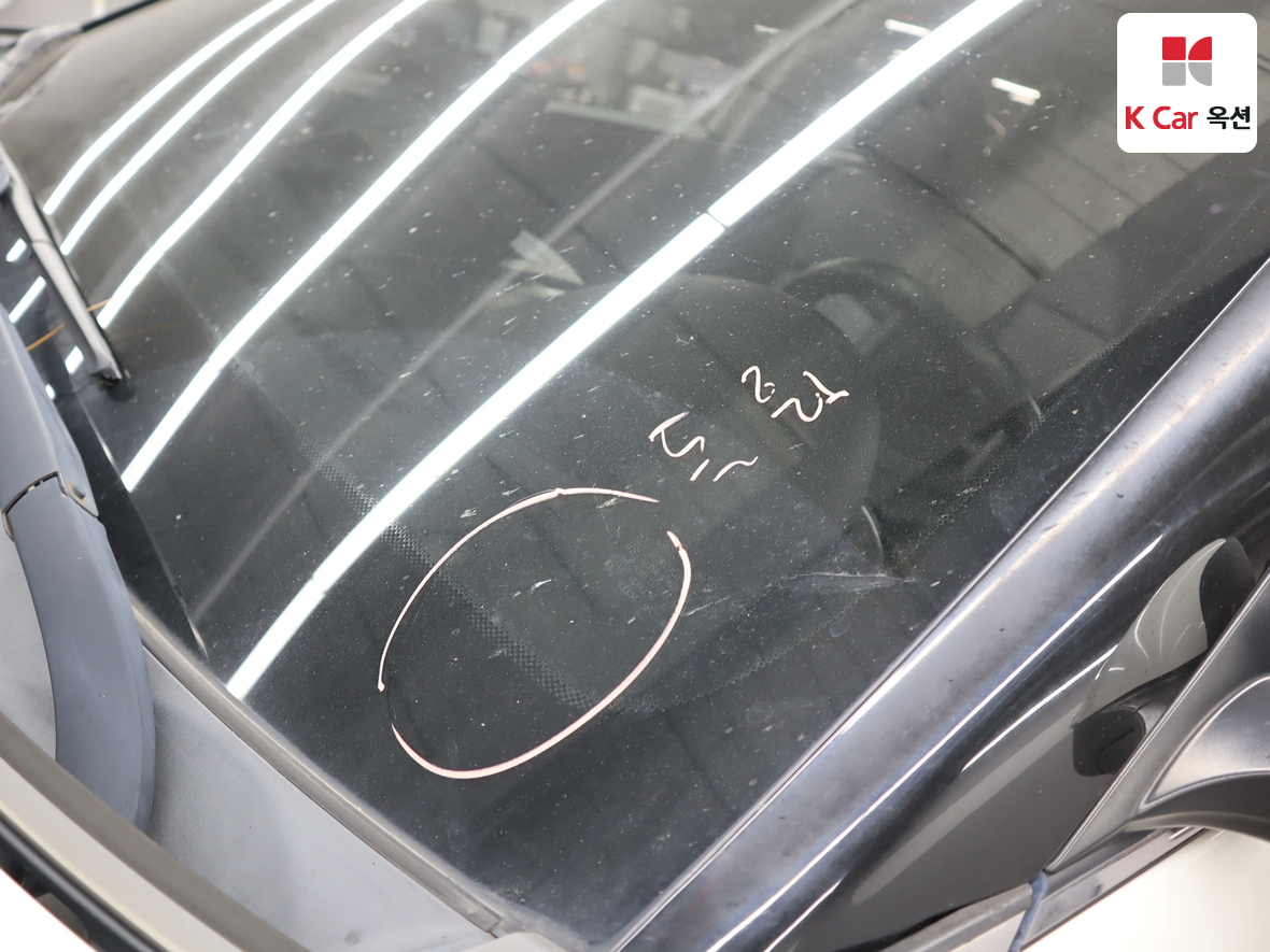 KG Mobility Tivoli 2016 - Image 35