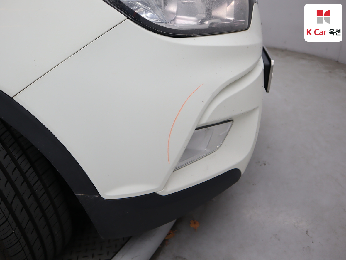 KG Mobility Tivoli 2016 - Image 36