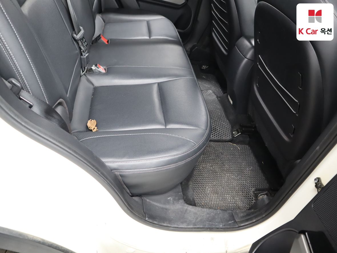 KG Mobility Tivoli 2016 - Image 29