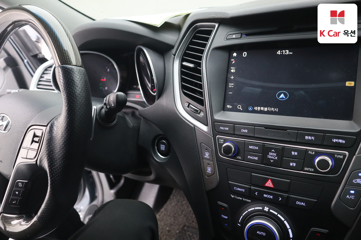 Hyundai Santa Fe - 11