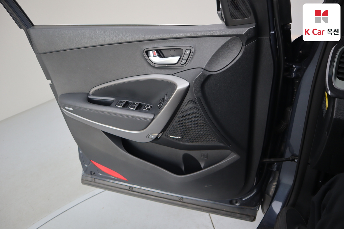 Hyundai Santa Fe - 8