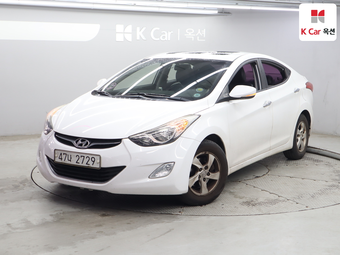 Hyundai Elantra 2012 - Image 1