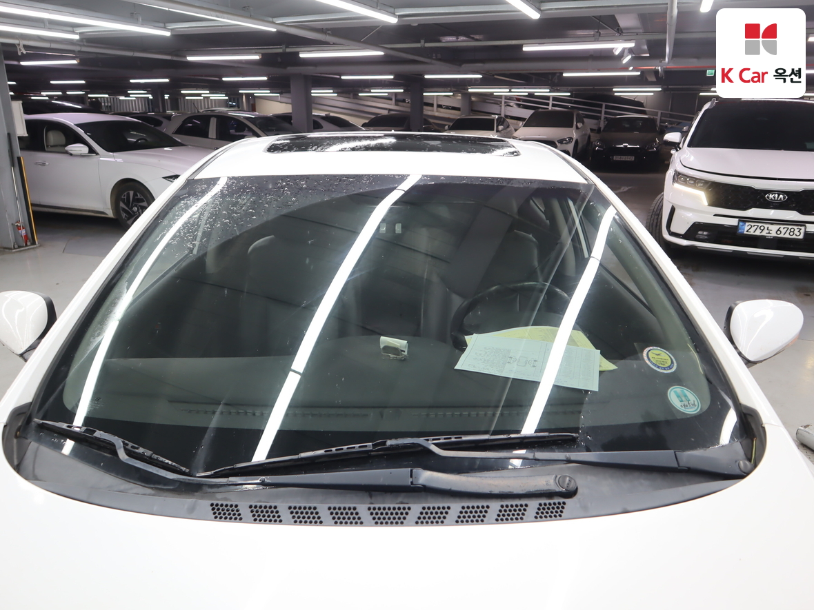 Hyundai Elantra 2012 - Image 34