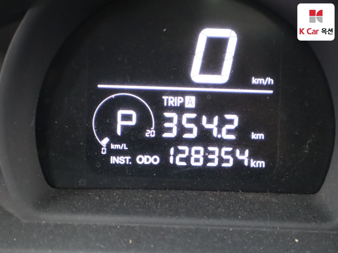 سانج يونج كوراندو توريزمو 2016 - صورة 4