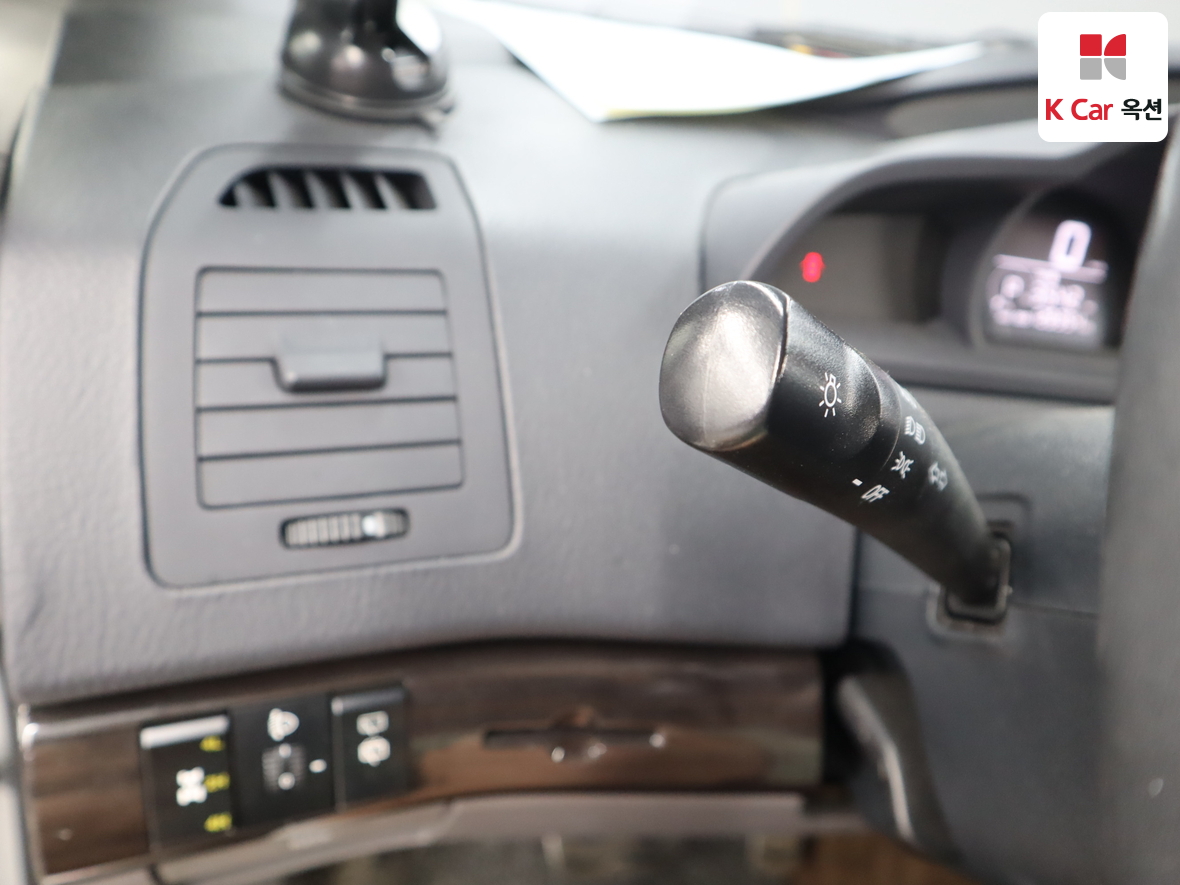 سانج يونج كوراندو توريزمو 2016 - صورة 9