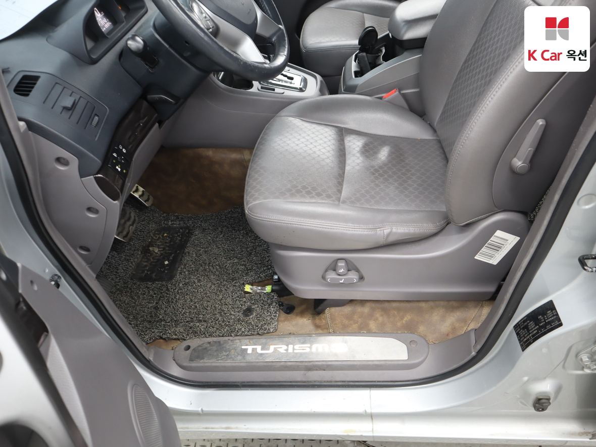 سانج يونج كوراندو توريزمو 2016 - صورة 18