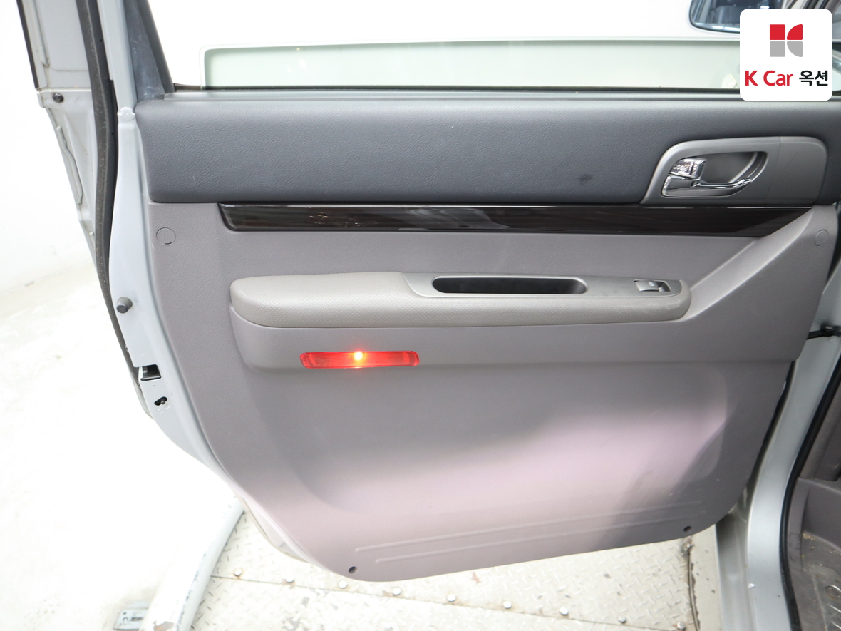 سانج يونج كوراندو توريزمو 2016 - صورة 23