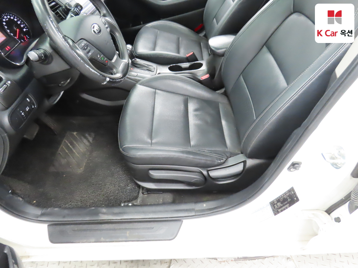 كيا K3 2013 - صورة 19