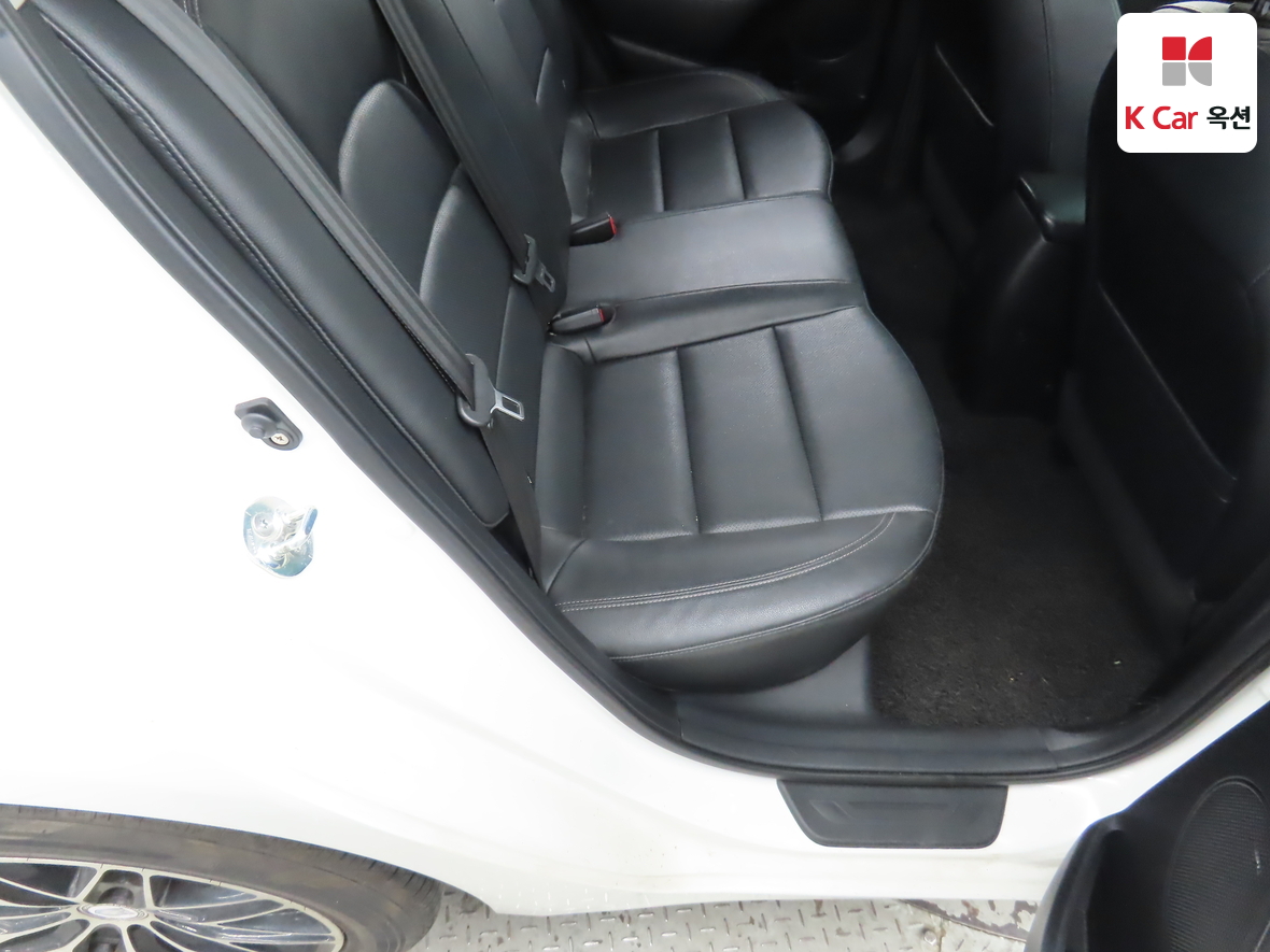 كيا K3 2013 - صورة 31