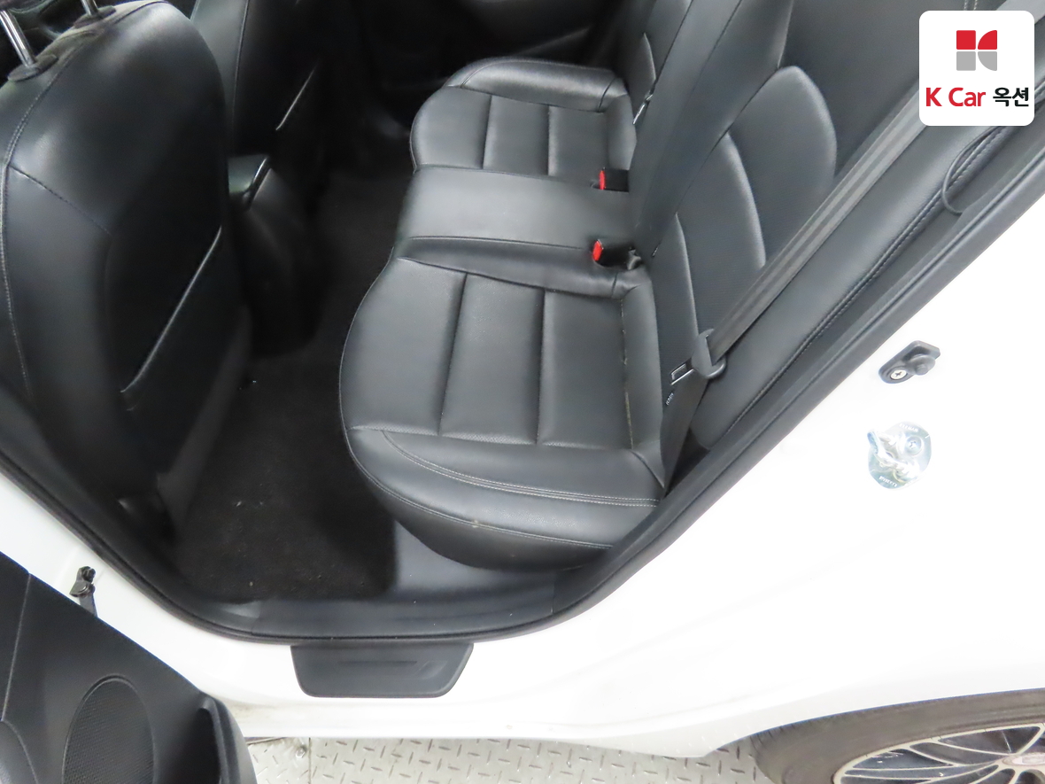 كيا K3 2013 - صورة 27