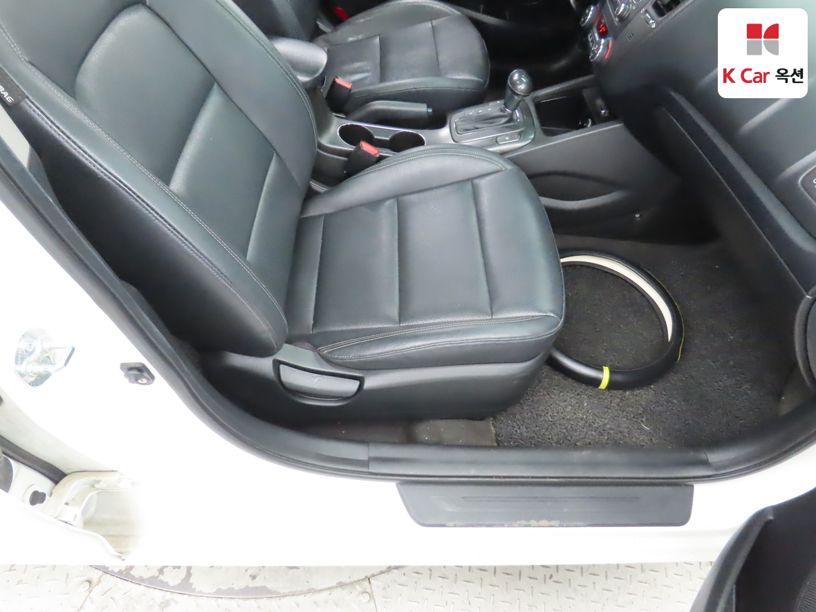 كيا K3 2013 - صورة 33