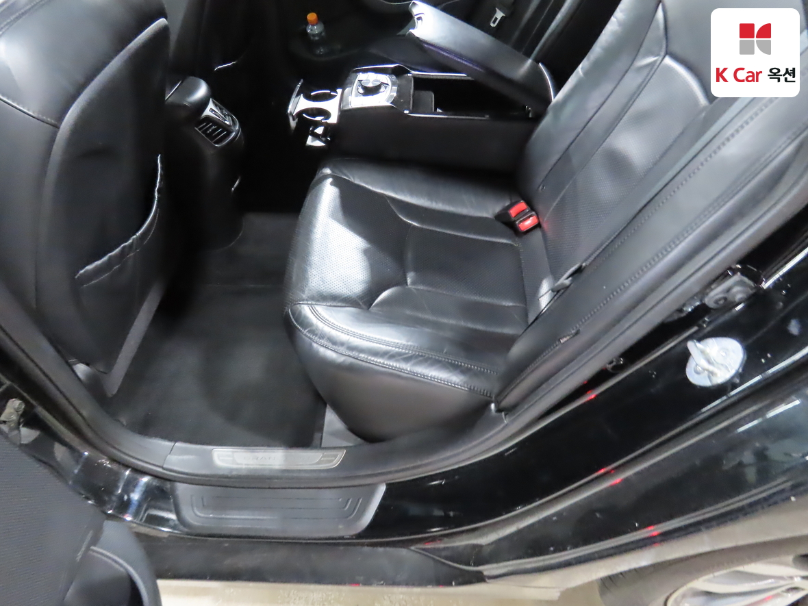 هيونداي أزيرا 2011 - صورة 26