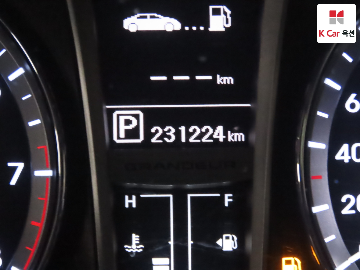 هيونداي أزيرا 2011 - صورة 4