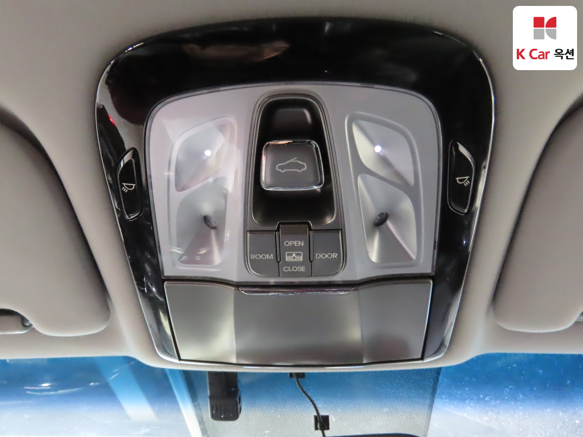 هيونداي أزيرا 2011 - صورة 12