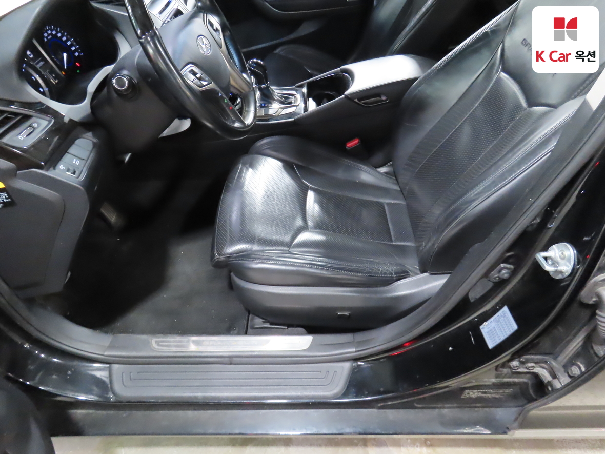 هيونداي أزيرا 2011 - صورة 18