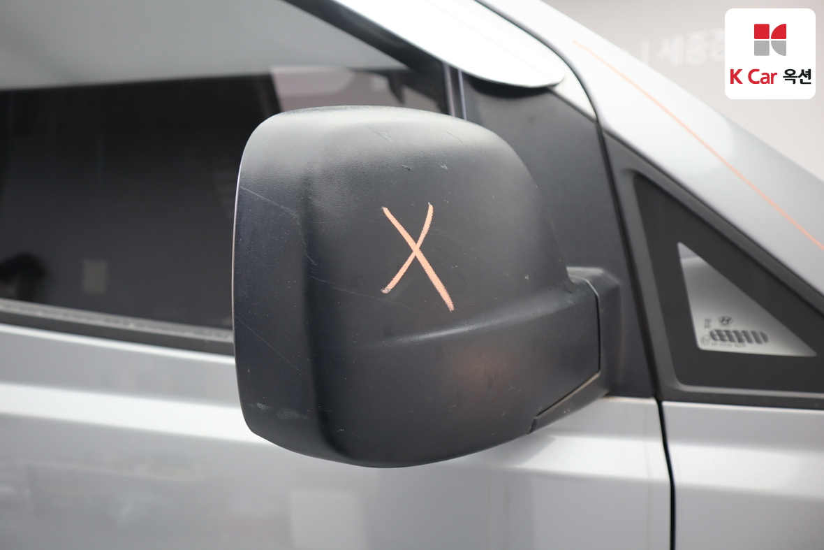 Hyundai Grand Starex - 40