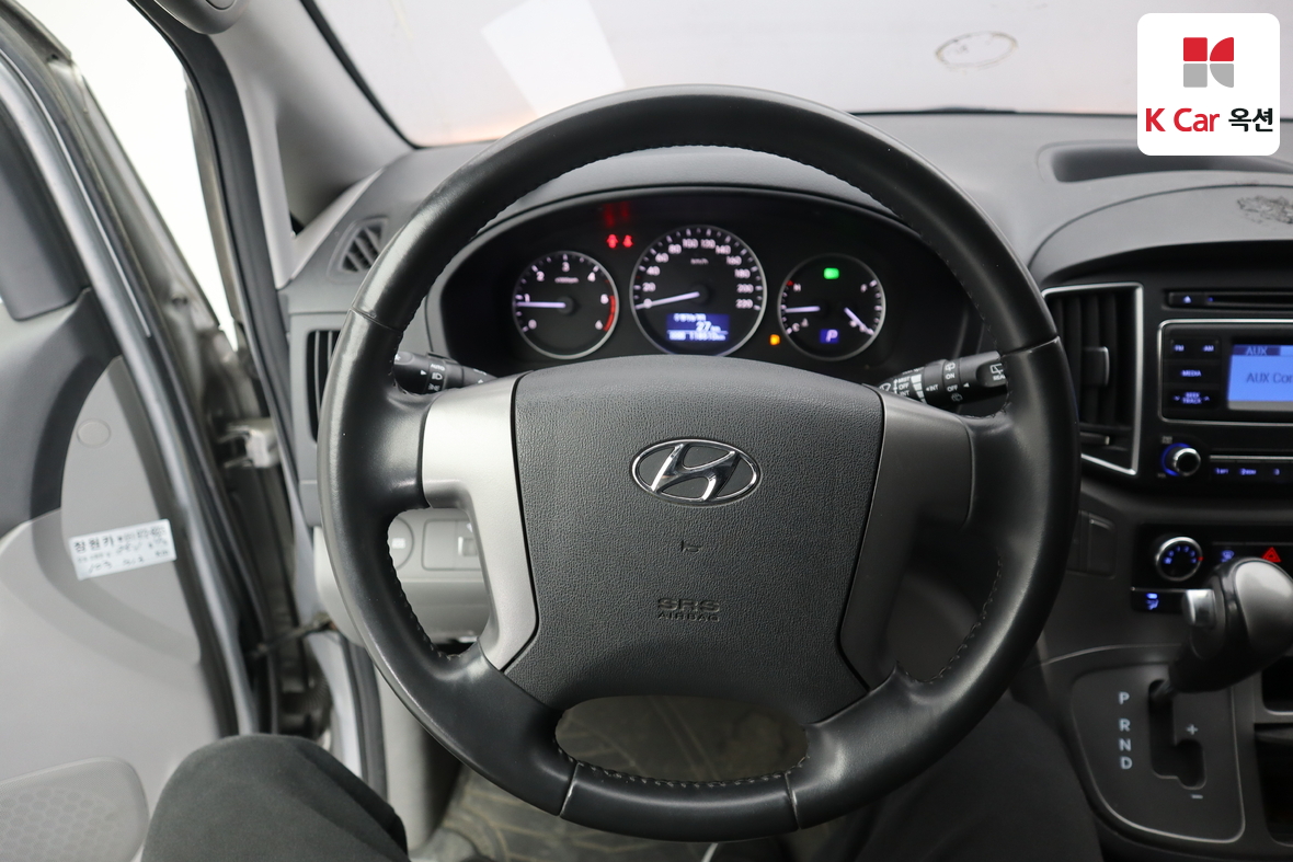 Hyundai Grand Starex - 10