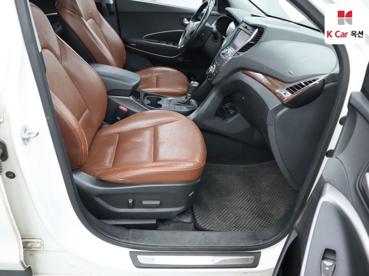 هيونداي سانتافي 2013 - صورة 33