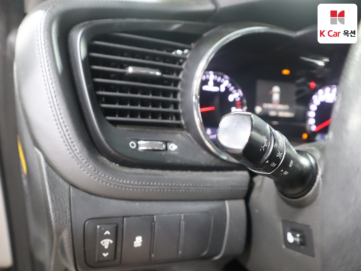 Kia K5 - 9