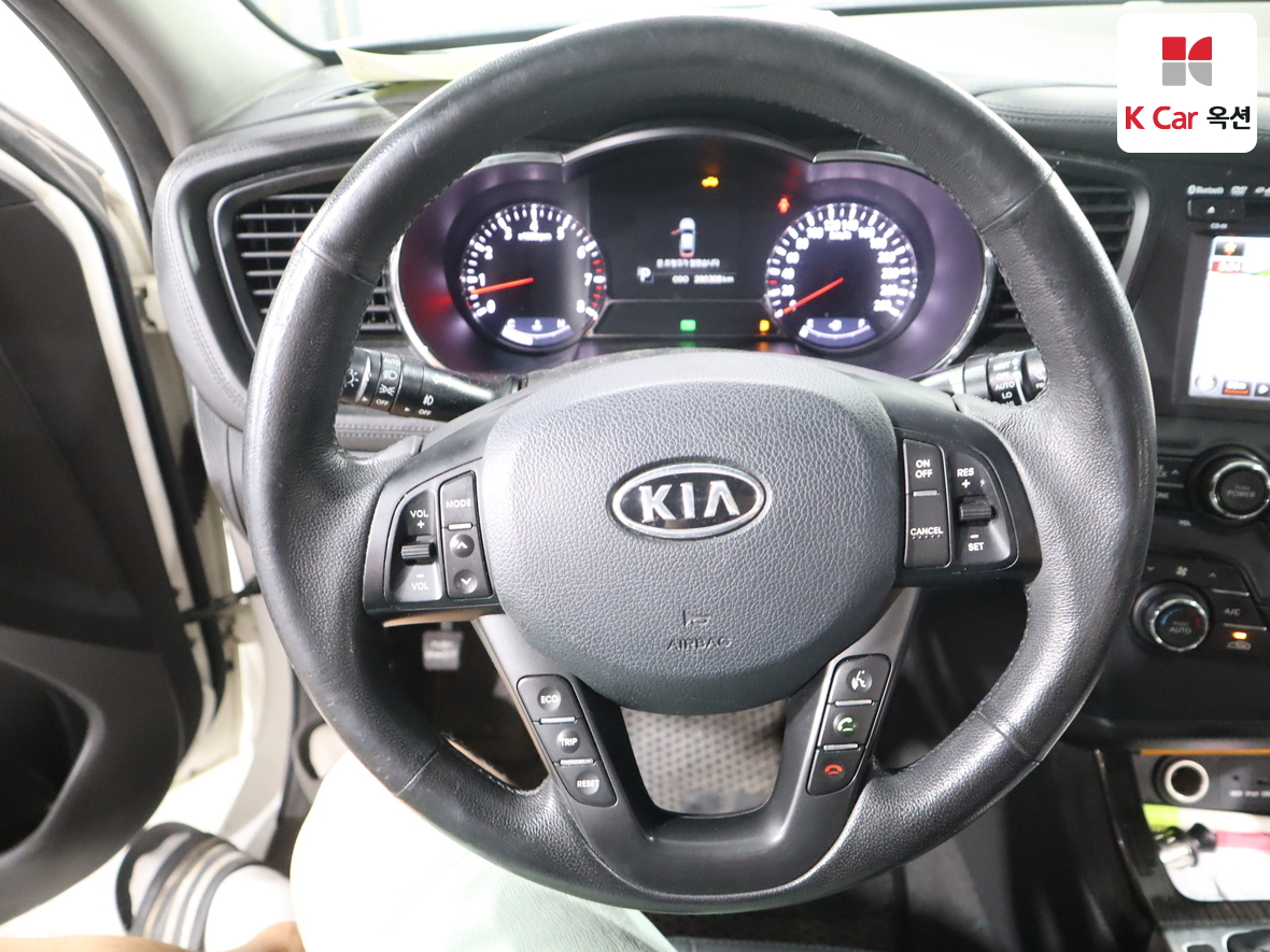 Kia K5 - 10