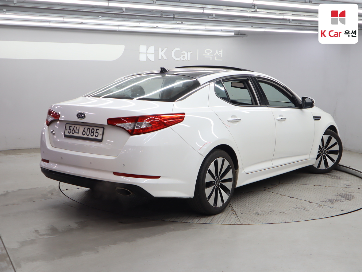 Kia K5 - 2