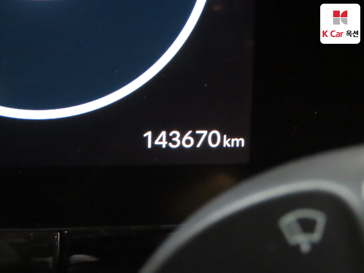 هيونداي أزيرا 2023 - صورة 4