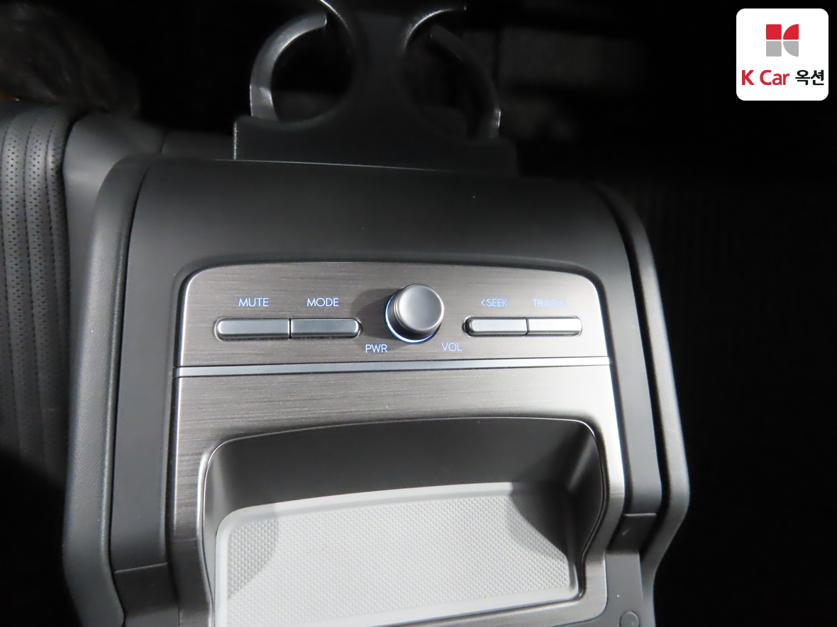 هيونداي أزيرا 2023 - صورة 25