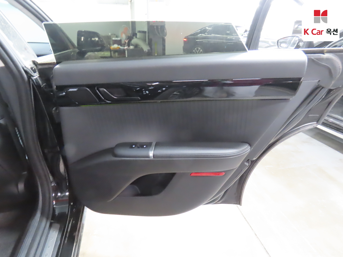 هيونداي أزيرا 2023 - صورة 29