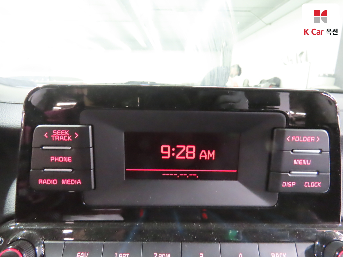 Kia K3 2022 - Image 14