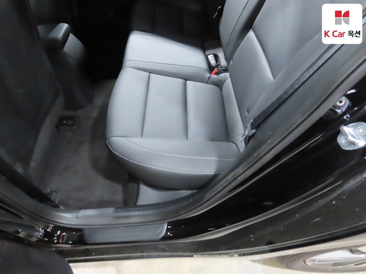 Kia K3 2022 - Image 23