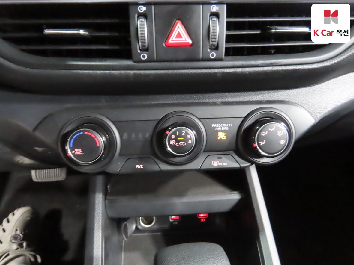 Kia K3 2022 - Image 16