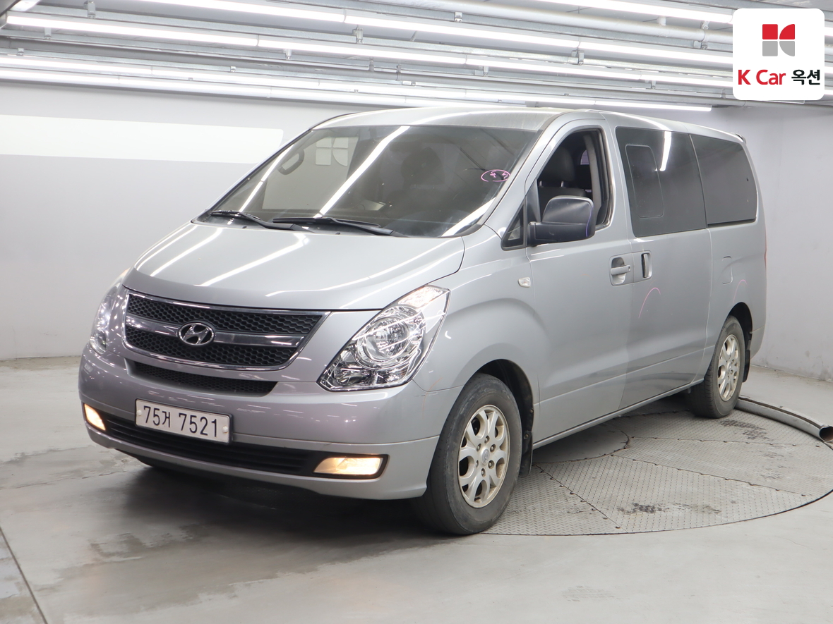 현대자동차 그랜드 스타렉스 2012 - 이미지 1