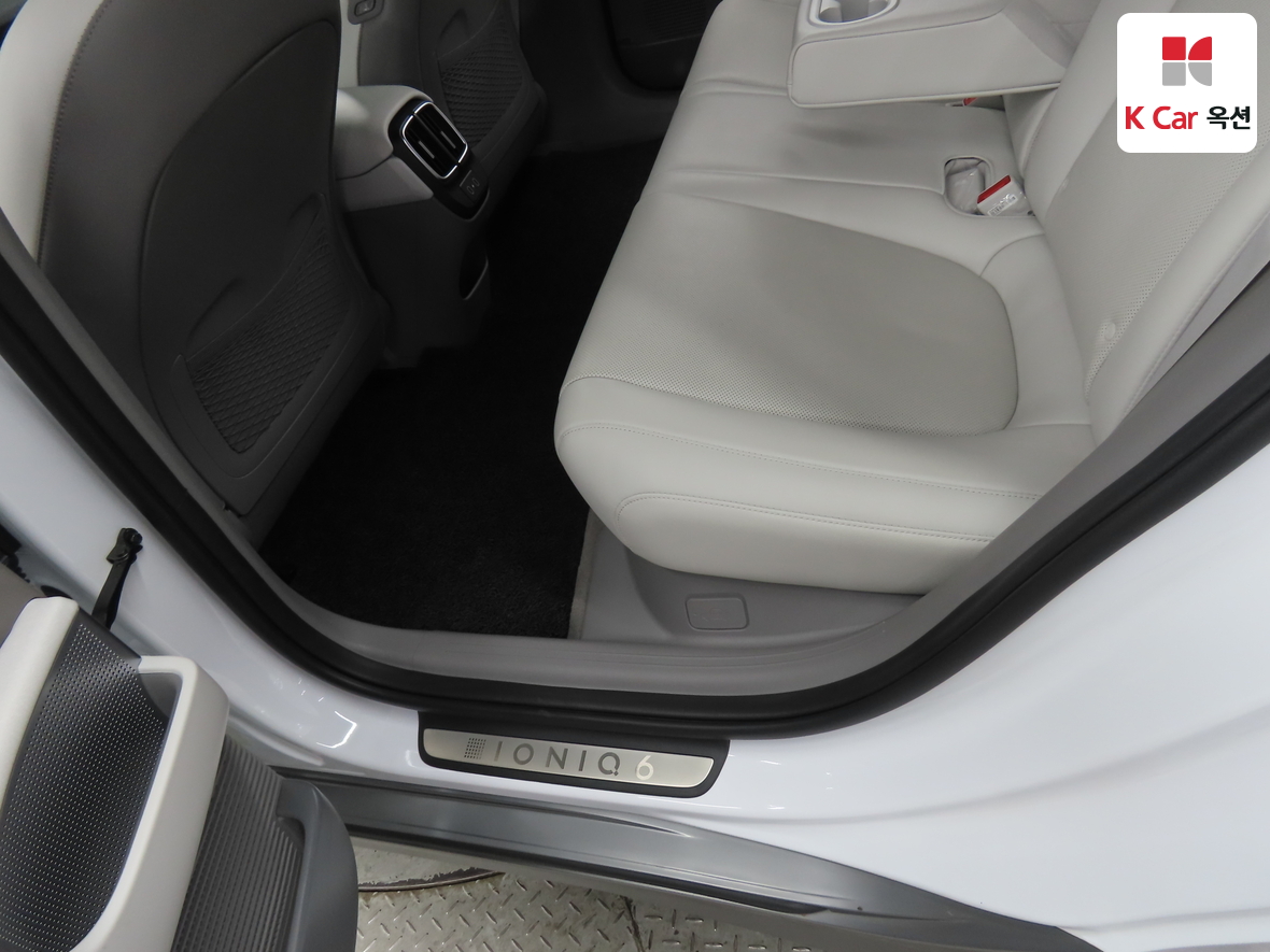 Hyundai Ioniq 6 2023 - Image 23