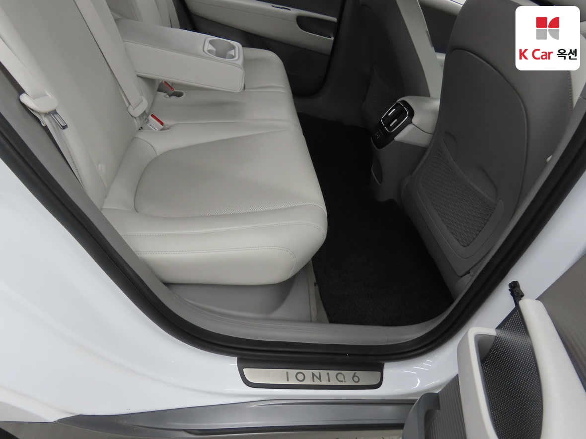Hyundai Ioniq 6 2023 - Image 29