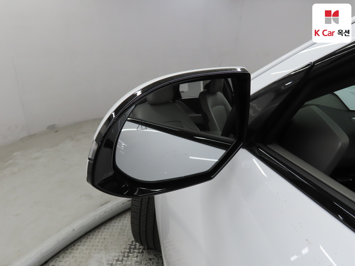 Hyundai Ioniq 6 2023 - Image 21