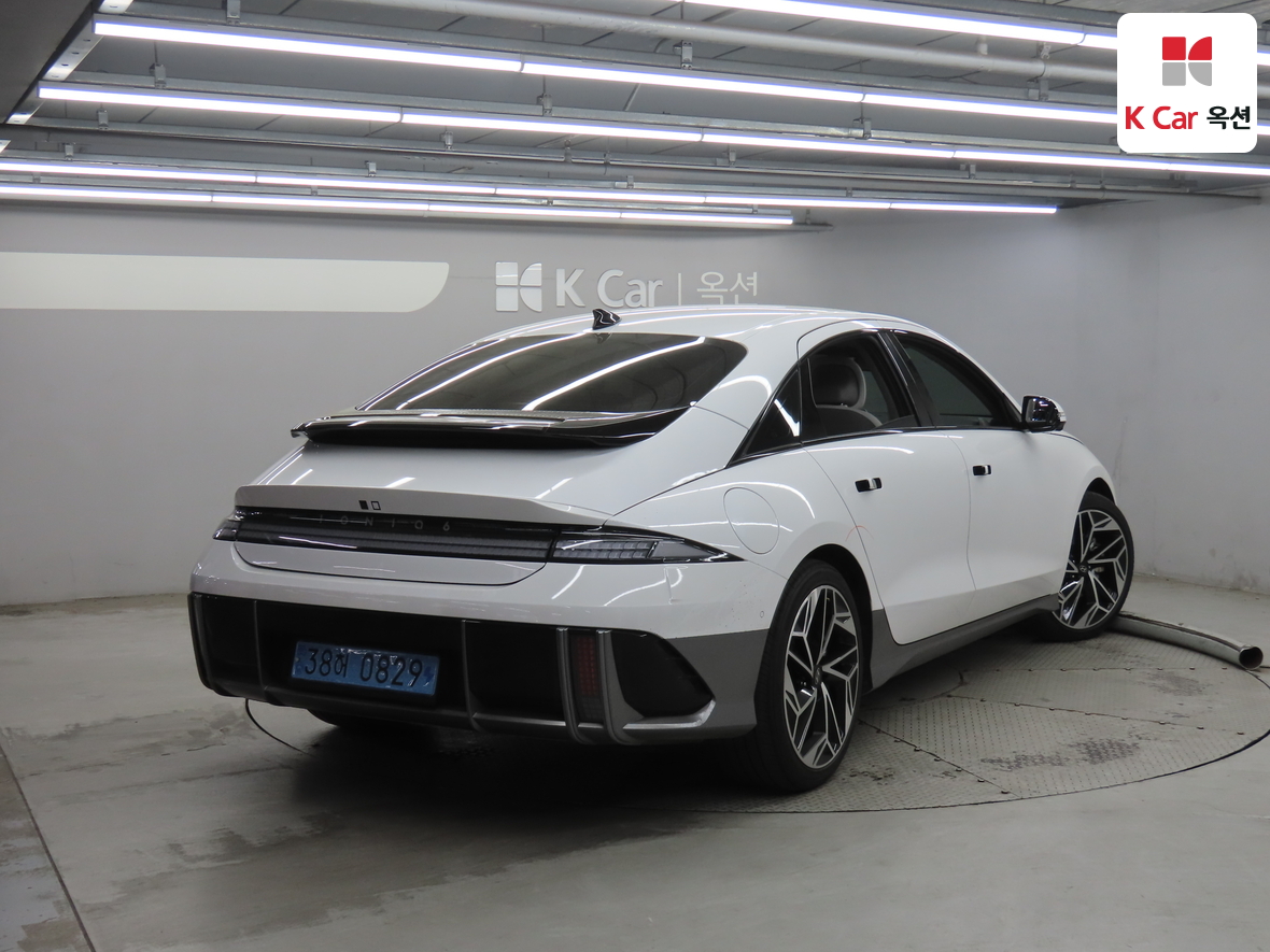 Hyundai Ioniq 6 2023 - Image 2