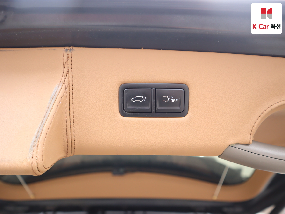Kia Carnival - 25