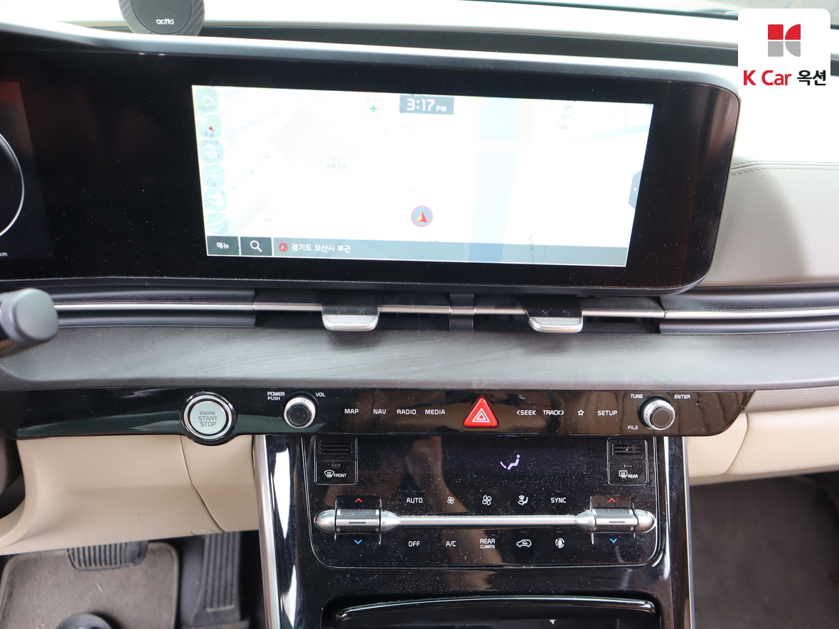 Kia Carnival - 6