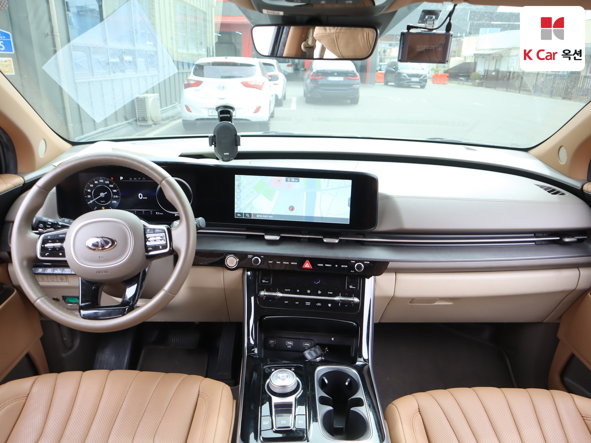 Kia Carnival - 3