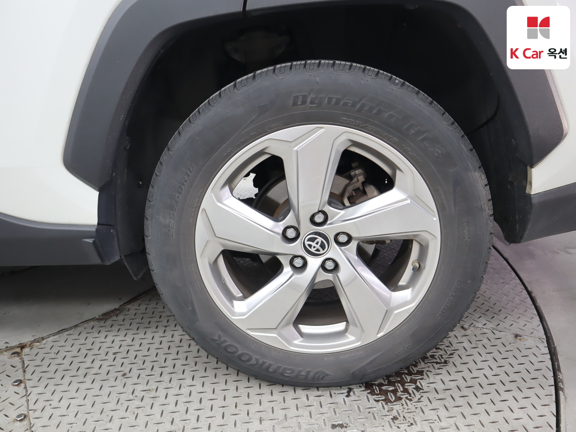 TOYOTA RAV4 - 42