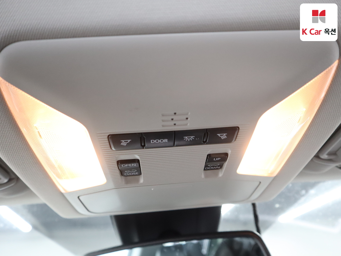 TOYOTA RAV4 - 12