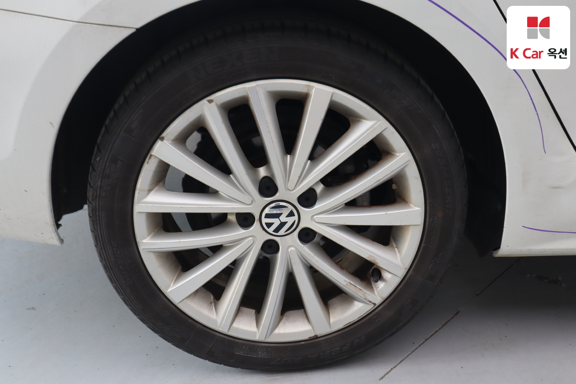 Volkswagen Jetta - 45