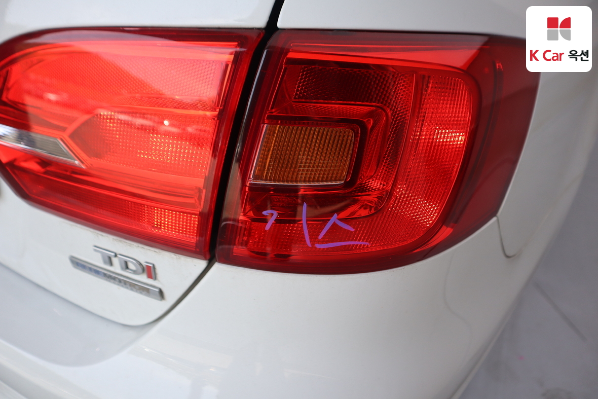 Volkswagen Jetta - 39