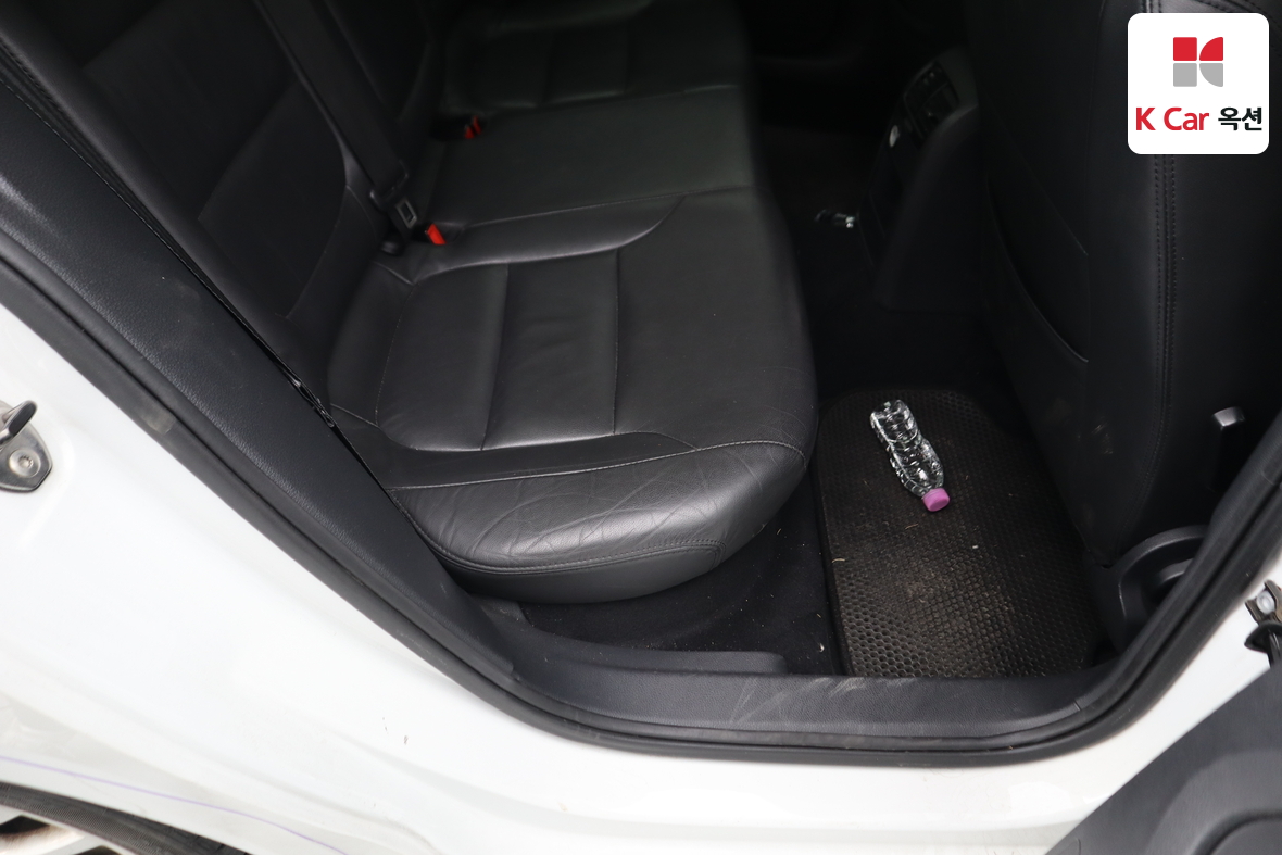 Volkswagen Jetta - 27