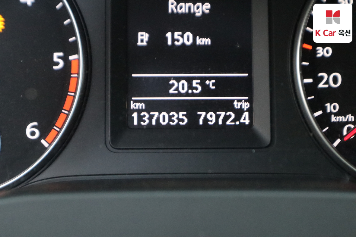 Volkswagen Jetta - 4