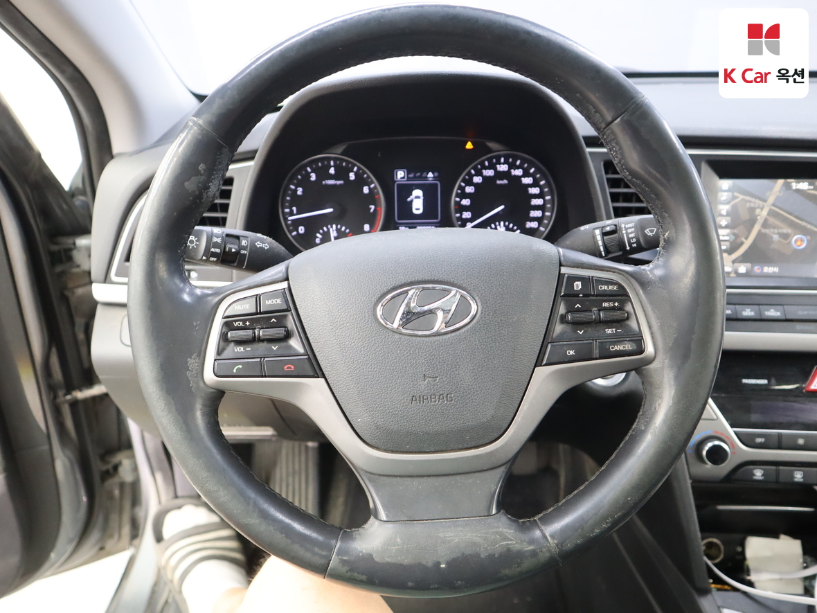 현대자동차 아반떼 2016 - 이미지 10