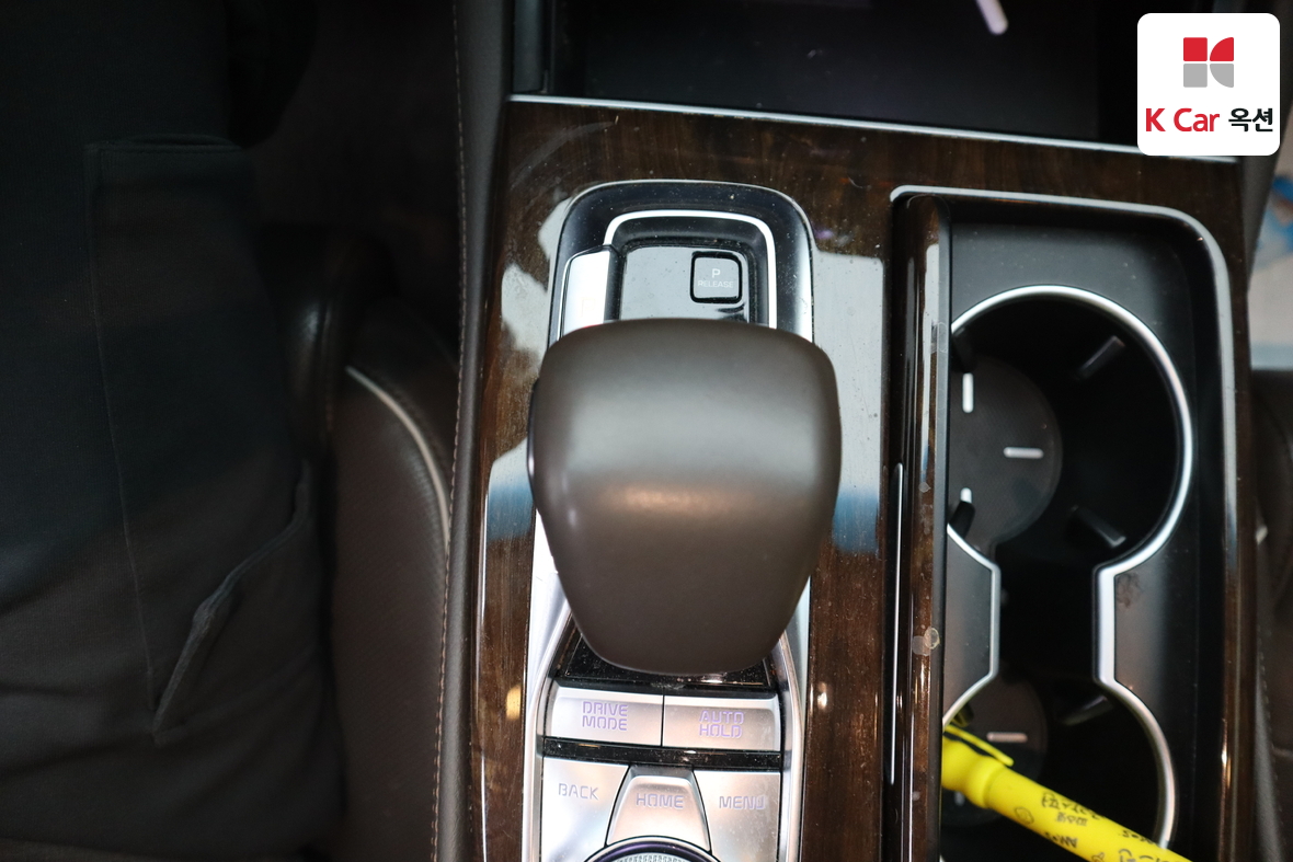 Kia K9 - 16