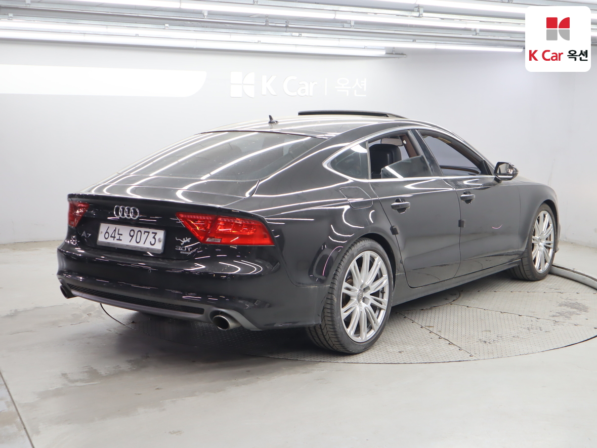 Audi A7 2014 - Image 2